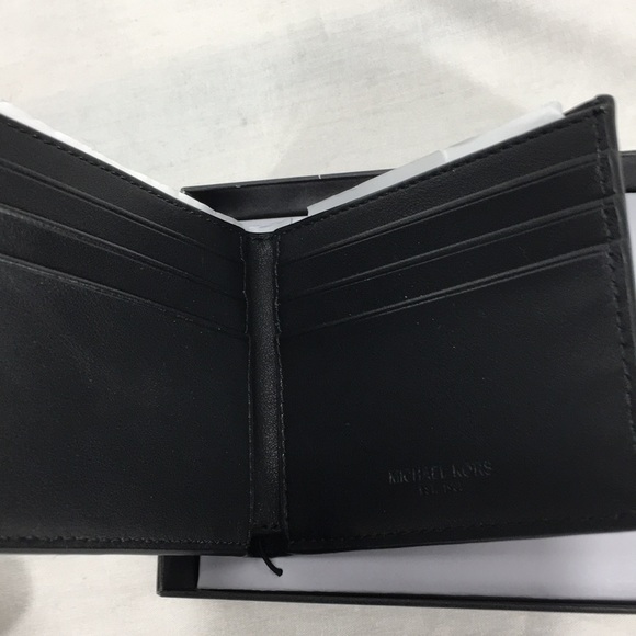 NWT Michael Kors Brown Slim Bifold Wallet - Picture 3 of 4